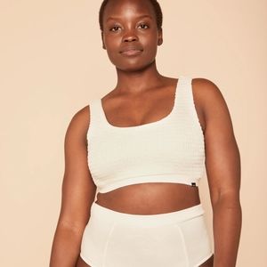 Le Buns Quinn Organic Cotton Crop Bra Swim Top